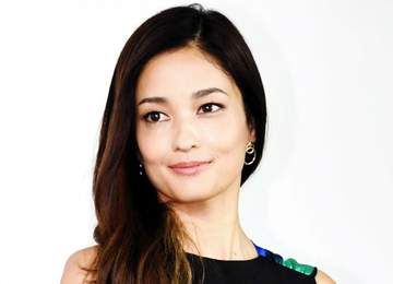 山田優は「歩く元気玉」 黒木メイサ「沖縄の姫コンビ」で地元満喫 タンクトップ姿でオフショ「姉妹みたい」