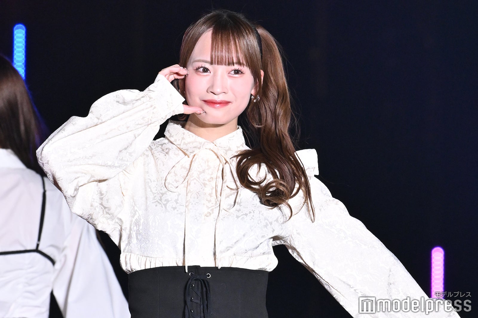 日向端ひな「【推しの子】」コラボステージ（C）モデルプレス