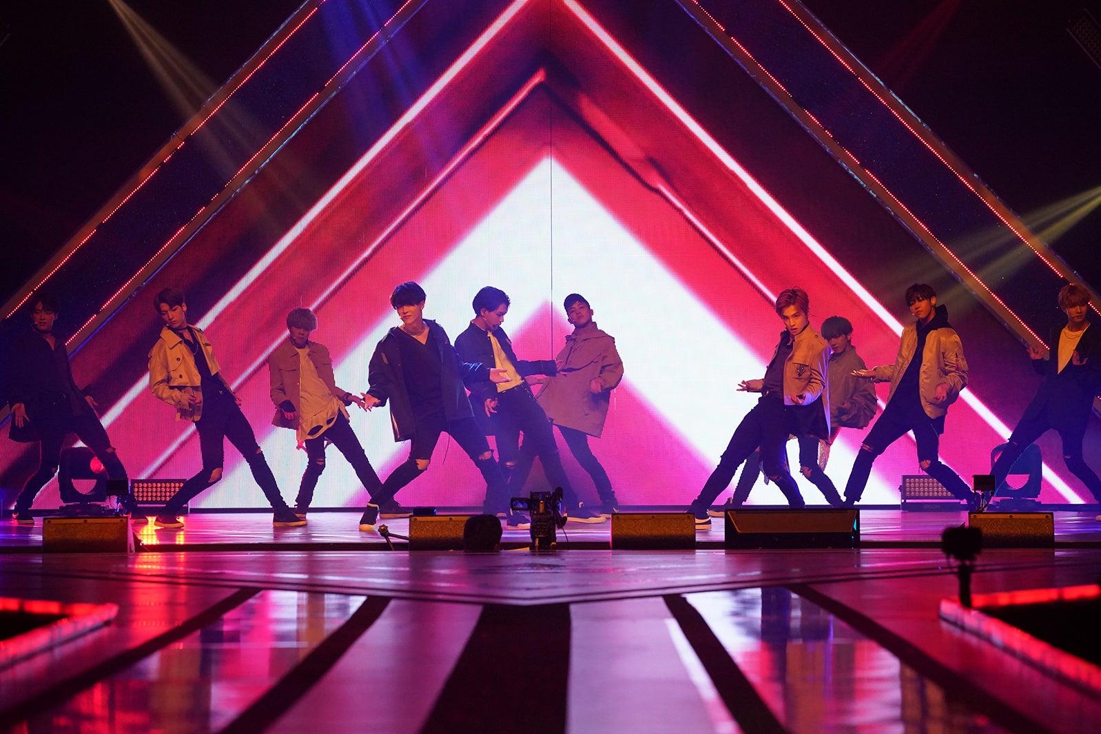 デビュー評価「GrandMaster」ステージ「PRODUCE 101 JAPAN」最終回（C）LAPONE ENTERTAINMENT