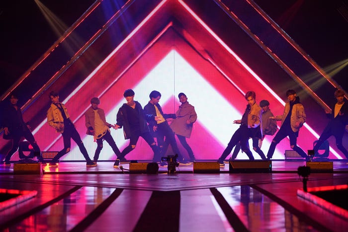 デビュー評価「GrandMaster」ステージ「PRODUCE 101 JAPAN」最終回(C)LAPONE ENTERTAINMENT