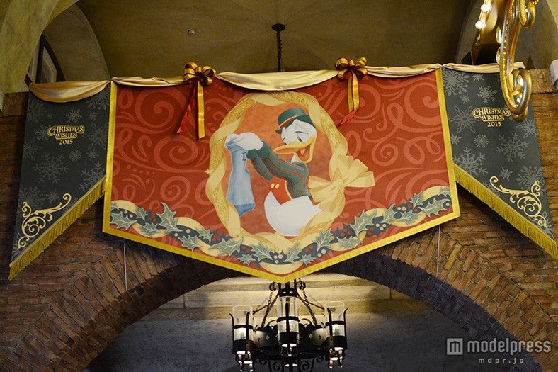 ミラコスタ通りの回廊／ドナルド