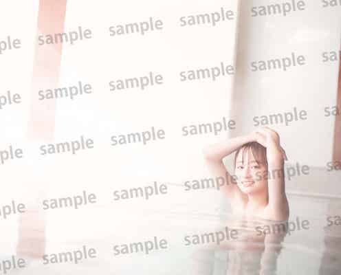 日向坂46影山優佳、露天風呂で火照った姿 1st写真集特典クイズカード第5弾解禁<知らないことだらけ>