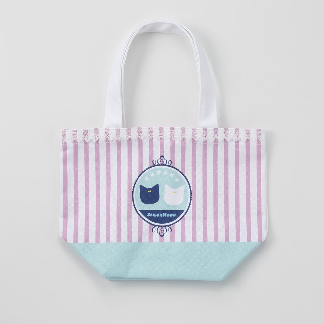 限定商品の「美少女戦士セーラームーン」のトートバッグ（C）T・P・T