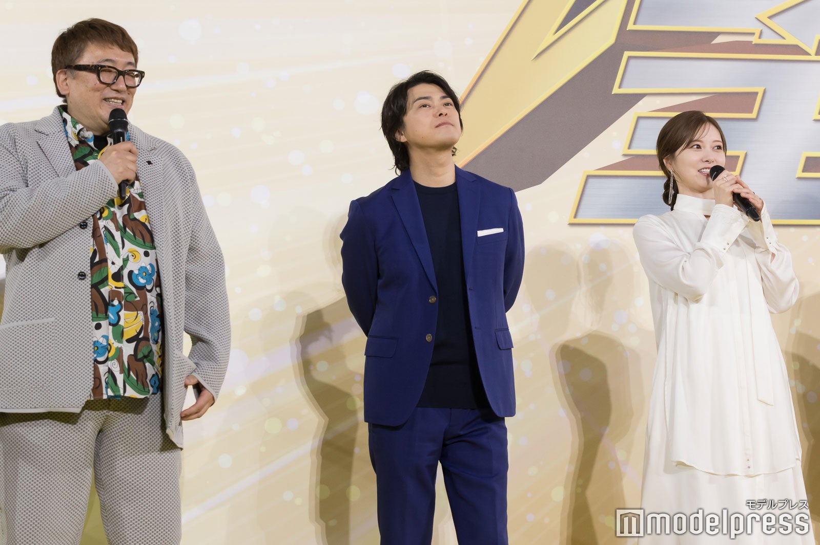 福田雄一監督、勝地涼、白石麻衣（C）モデルプレス