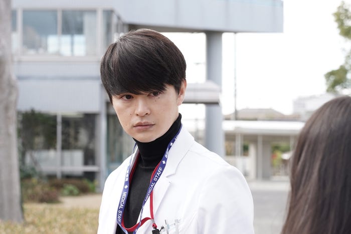 瀬戸康史「院内警察」第6話より(C)フジテレビ/共同テレビ