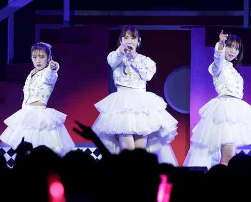 ノースリーブス小嶋陽菜「社長の責任感に比べたら緊張しない」もハプニング 高橋みなみはキャプテンに任命<15周年ライブ/セットリスト>