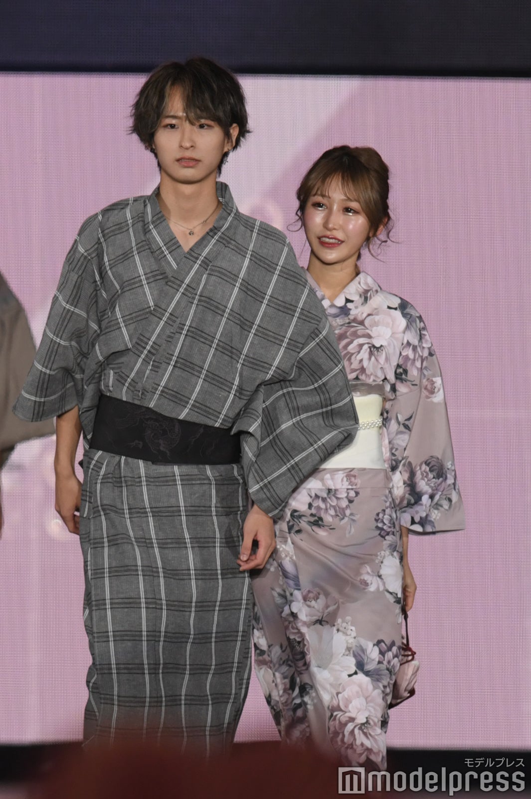 （C）モデルプレス