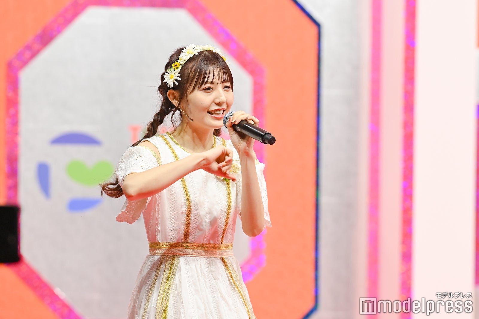 26時のマスカレイド（C）モデルプレス