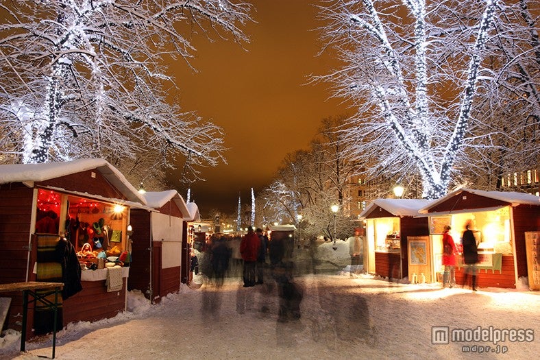 年中クリスマスムード漂うマーケット／画像提供：フィンランド政府観光局