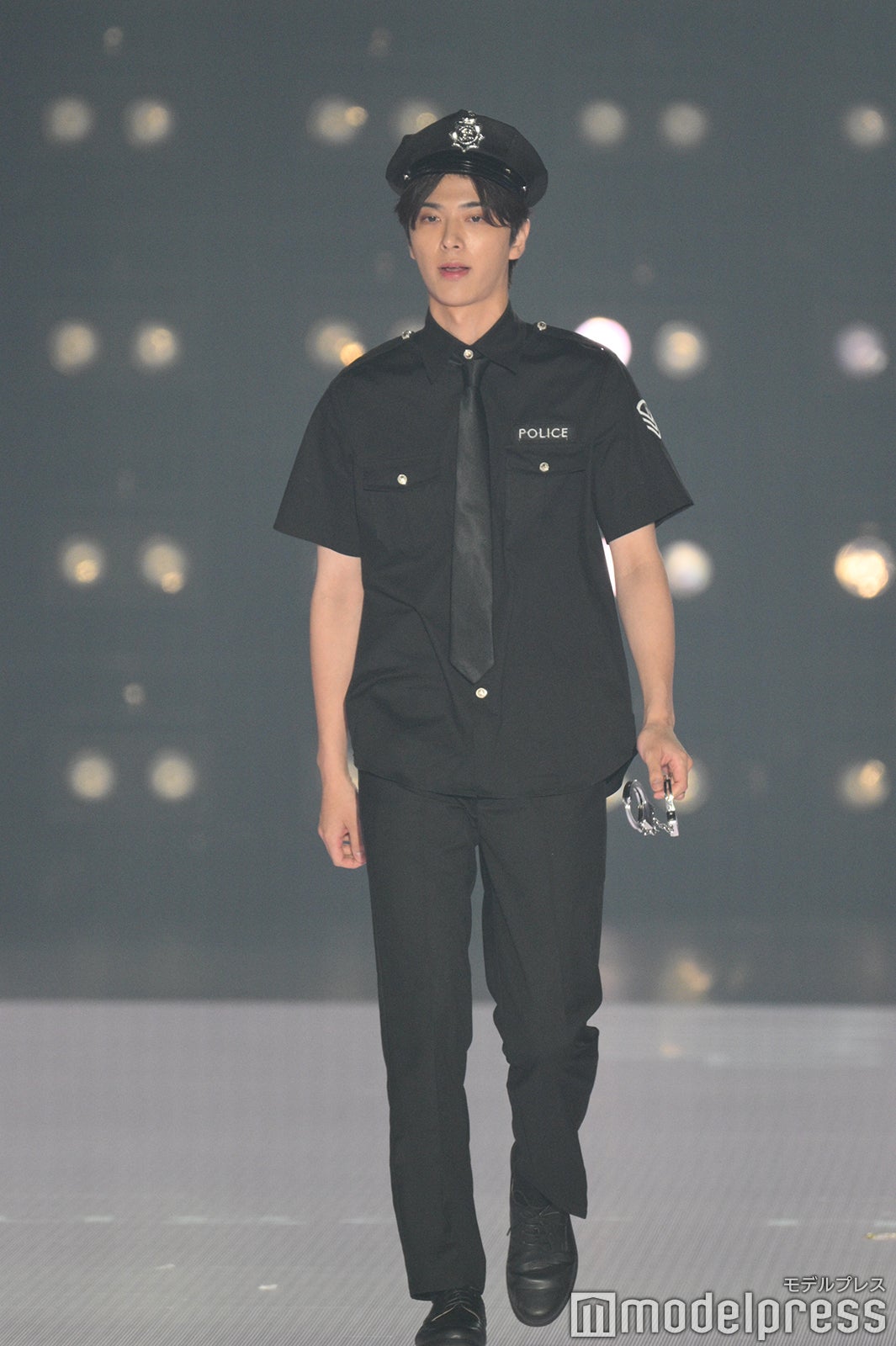 （C）モデルプレス