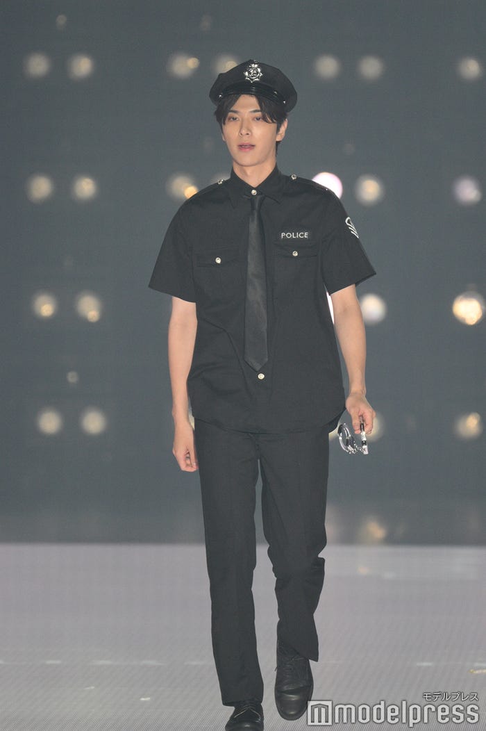 ふかわ(C)モデルプレス