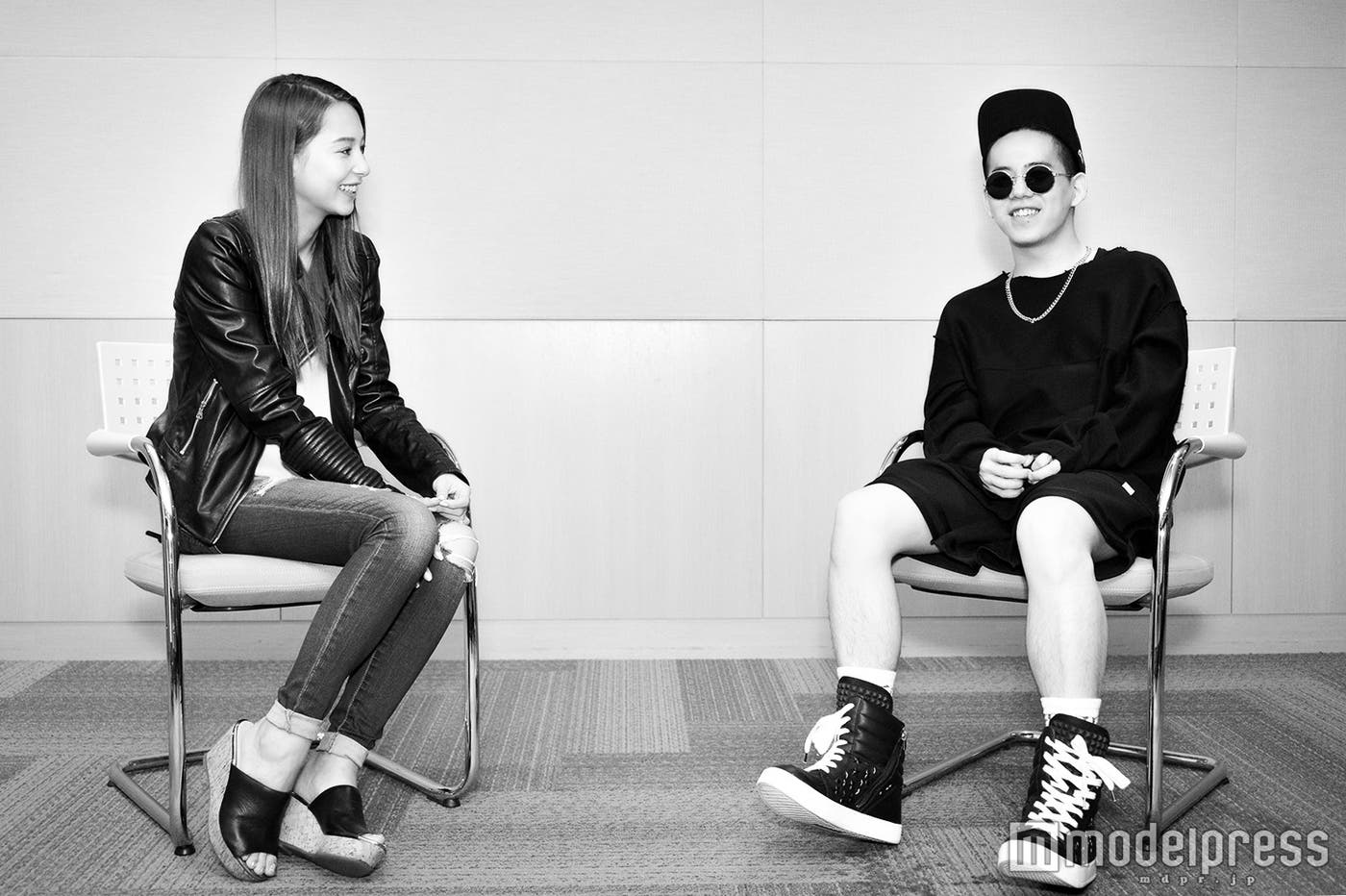 (左から)Niki、清水翔太(C)モデルプレス