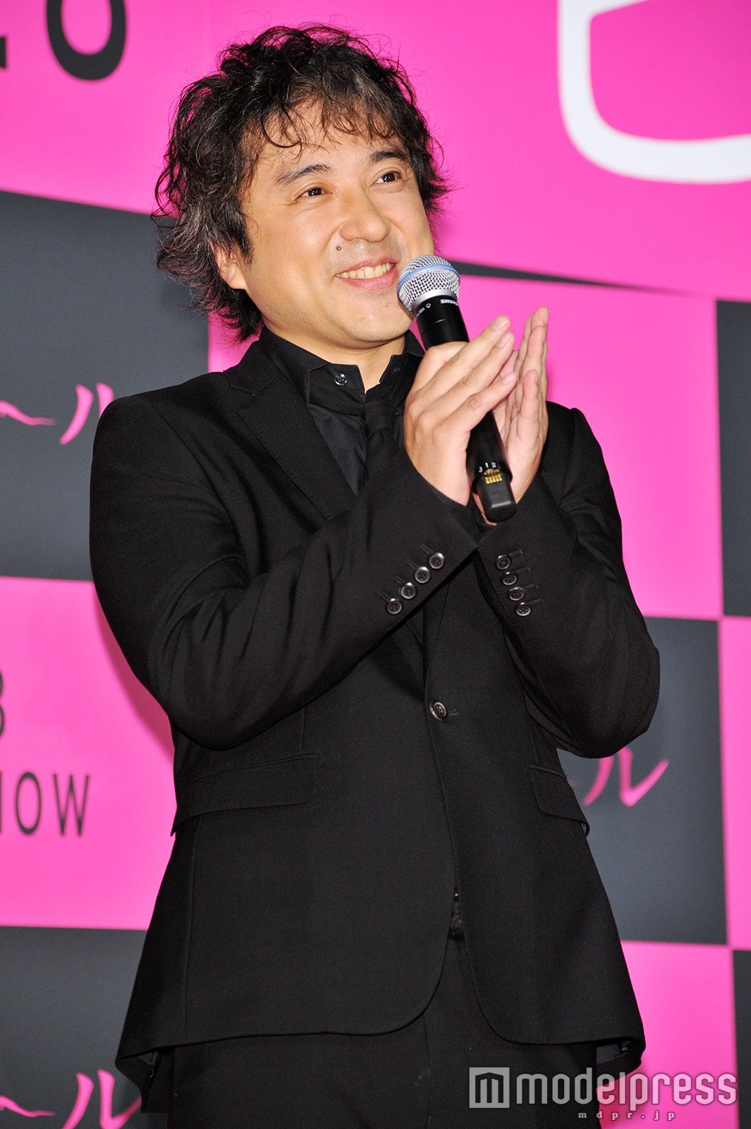 ムロツヨシ、あの“ムロ会”の全貌を明かす （C）モデルプレス