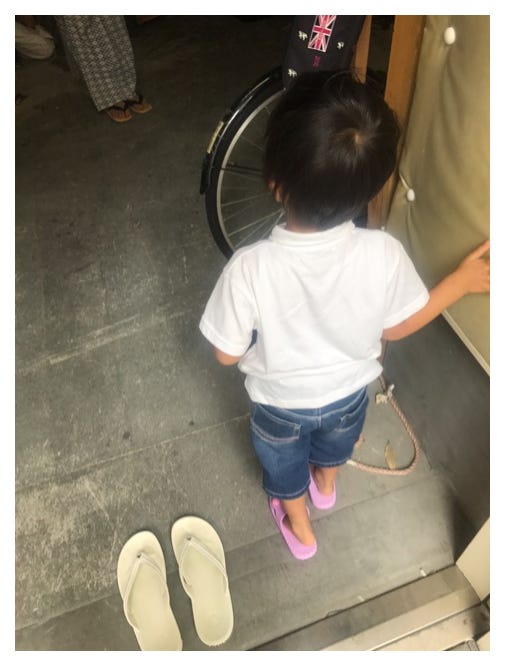 2日目の舞台に向かう勸玄くん/市川海老蔵オフィシャルブログ(Ameba)より