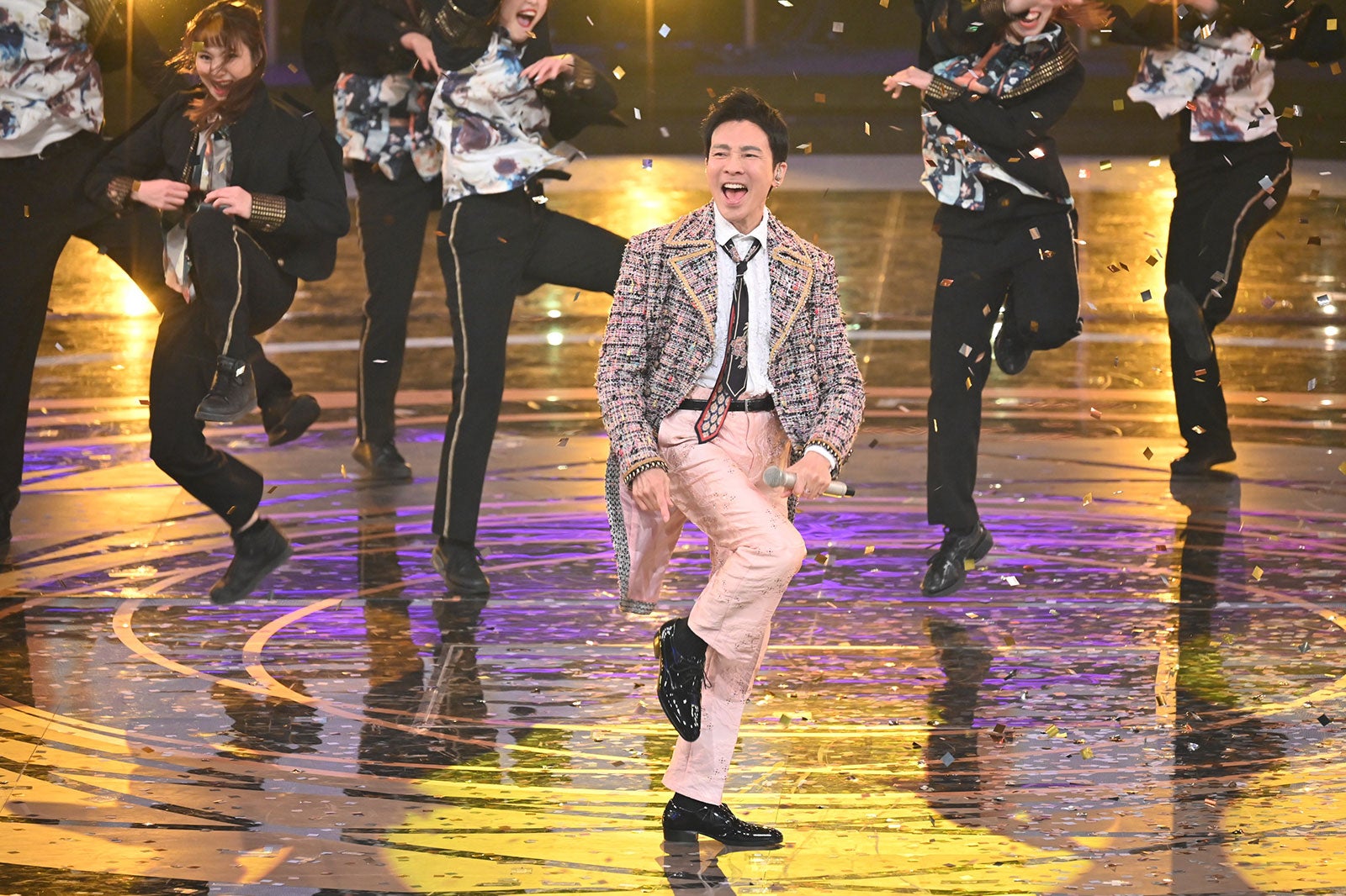 郷ひろみ（提供写真）