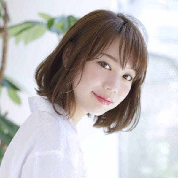 ミディアムパーマ 前髪あり のヘアスタイル集 アレンジしやすい可愛い髪形を紹介 モデルプレス ミディアムパーマ 前髪あり のヘアスタイル集 アレンジしやすい可愛い髪形を紹介 モデルプレス