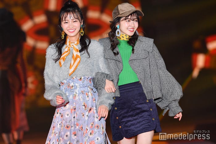 岡崎紗絵、鈴木愛理 (C)モデルプレス