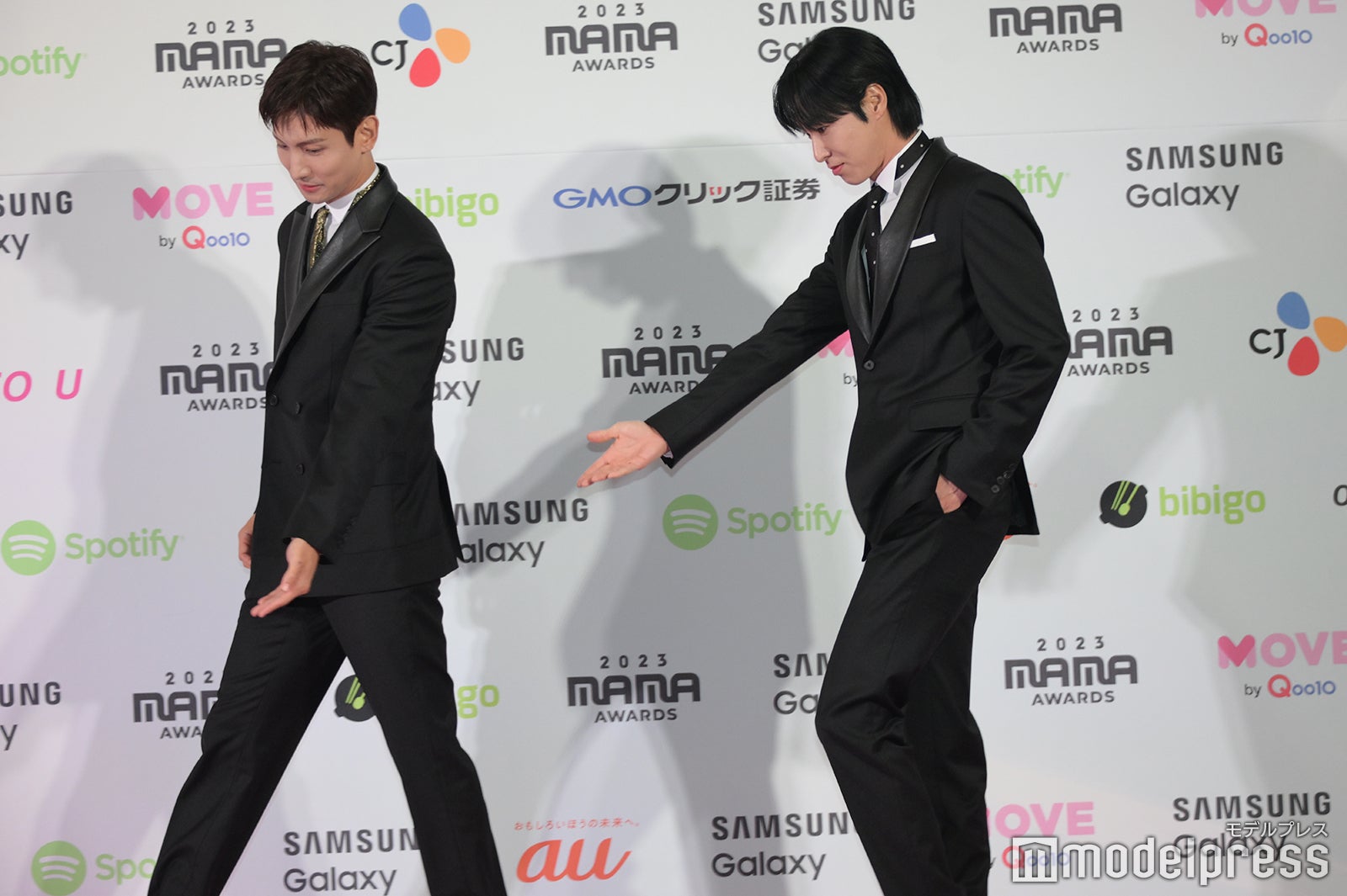 東方神起／（左から）チャンミン、ユンホ（C）モデルプレス