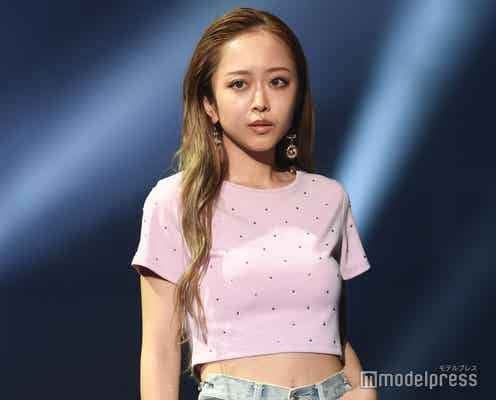 みりちゃむ、美人母を顔出し 親子ショットに「2人とも美人」「仲良し」の声