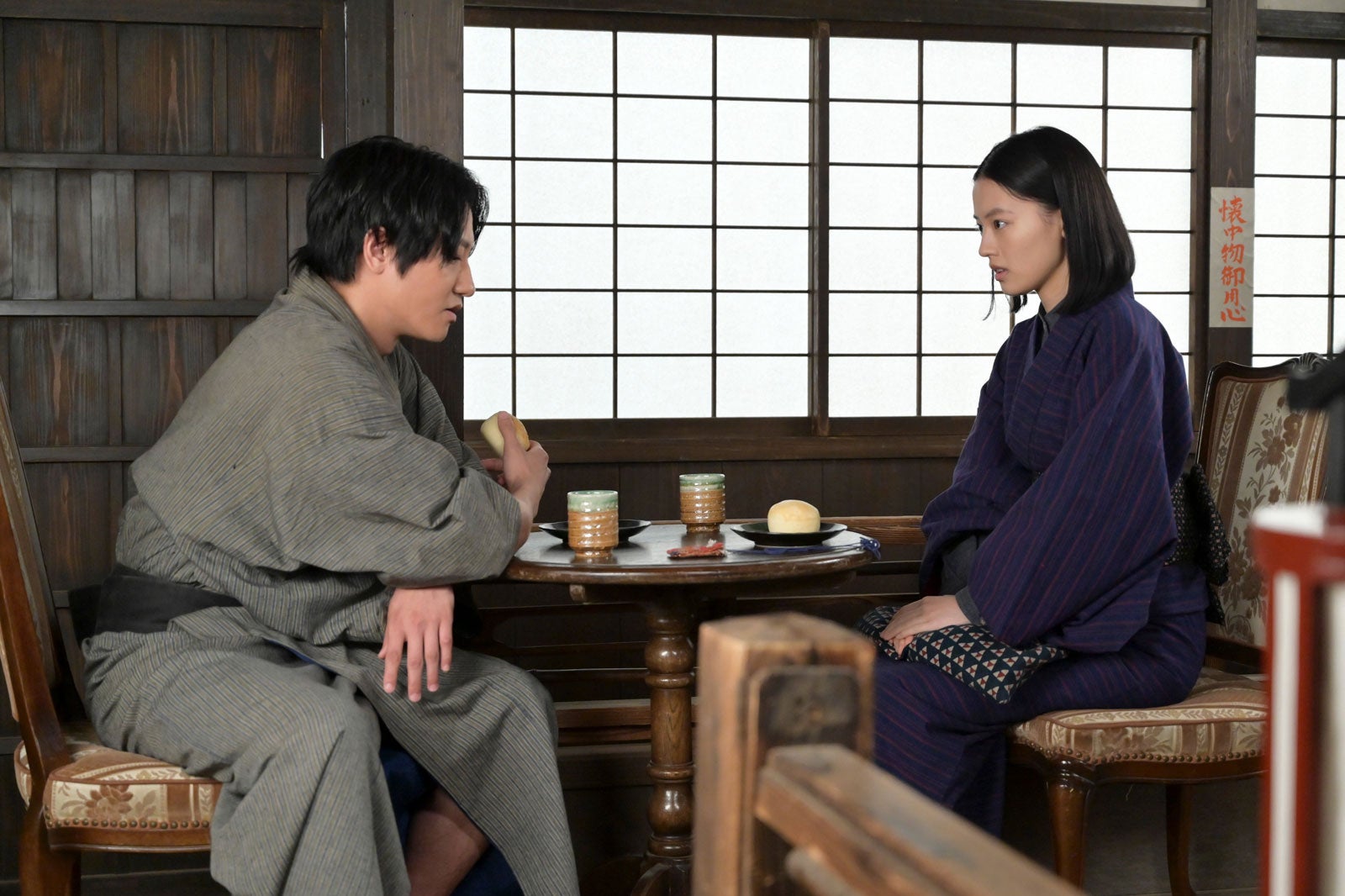 藤原季節、上坂樹里「風、薫る」第81話（C）NHK