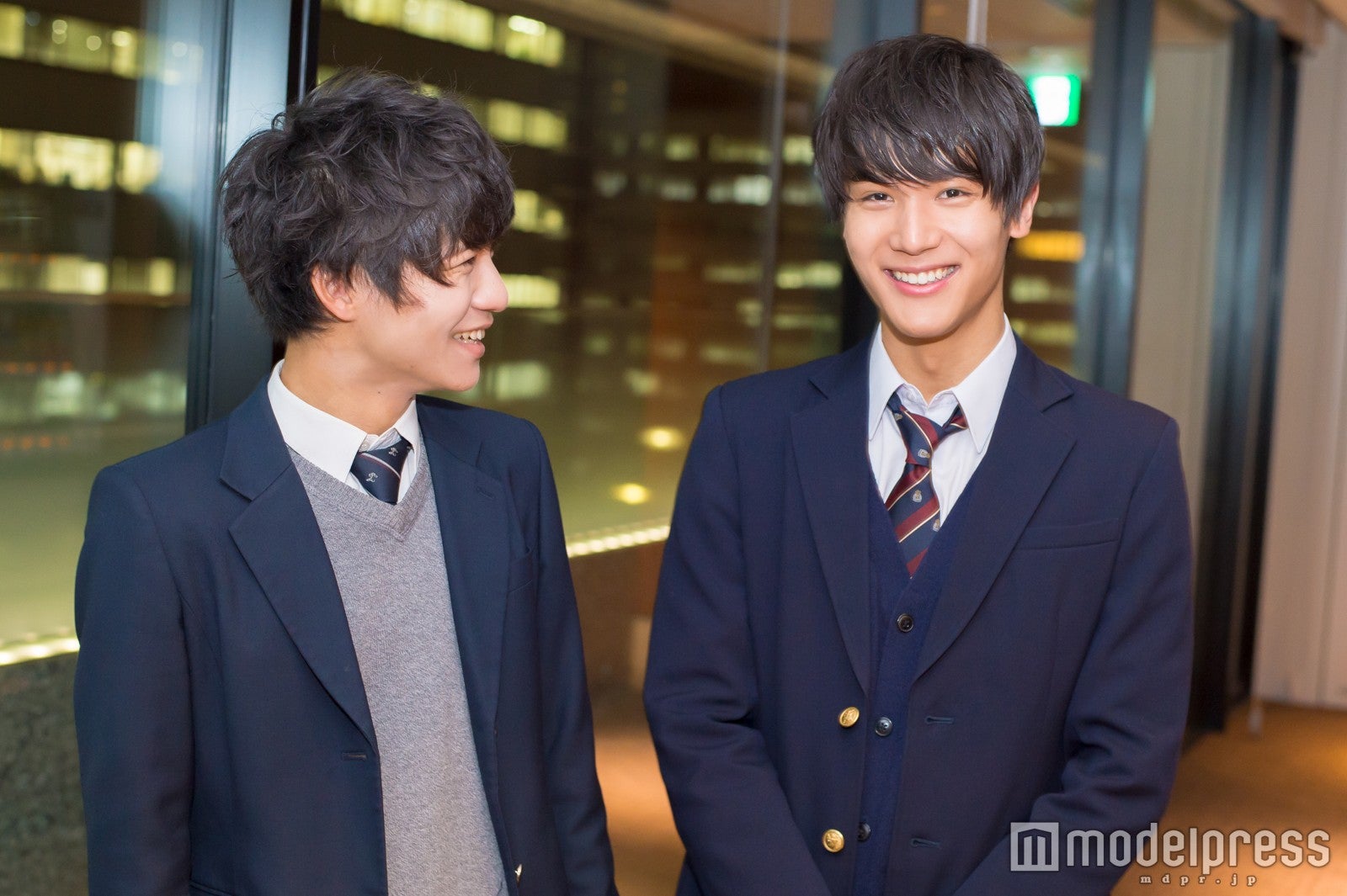 （左から）大岡拓海さん、中川大志さん （C）モデルプレス