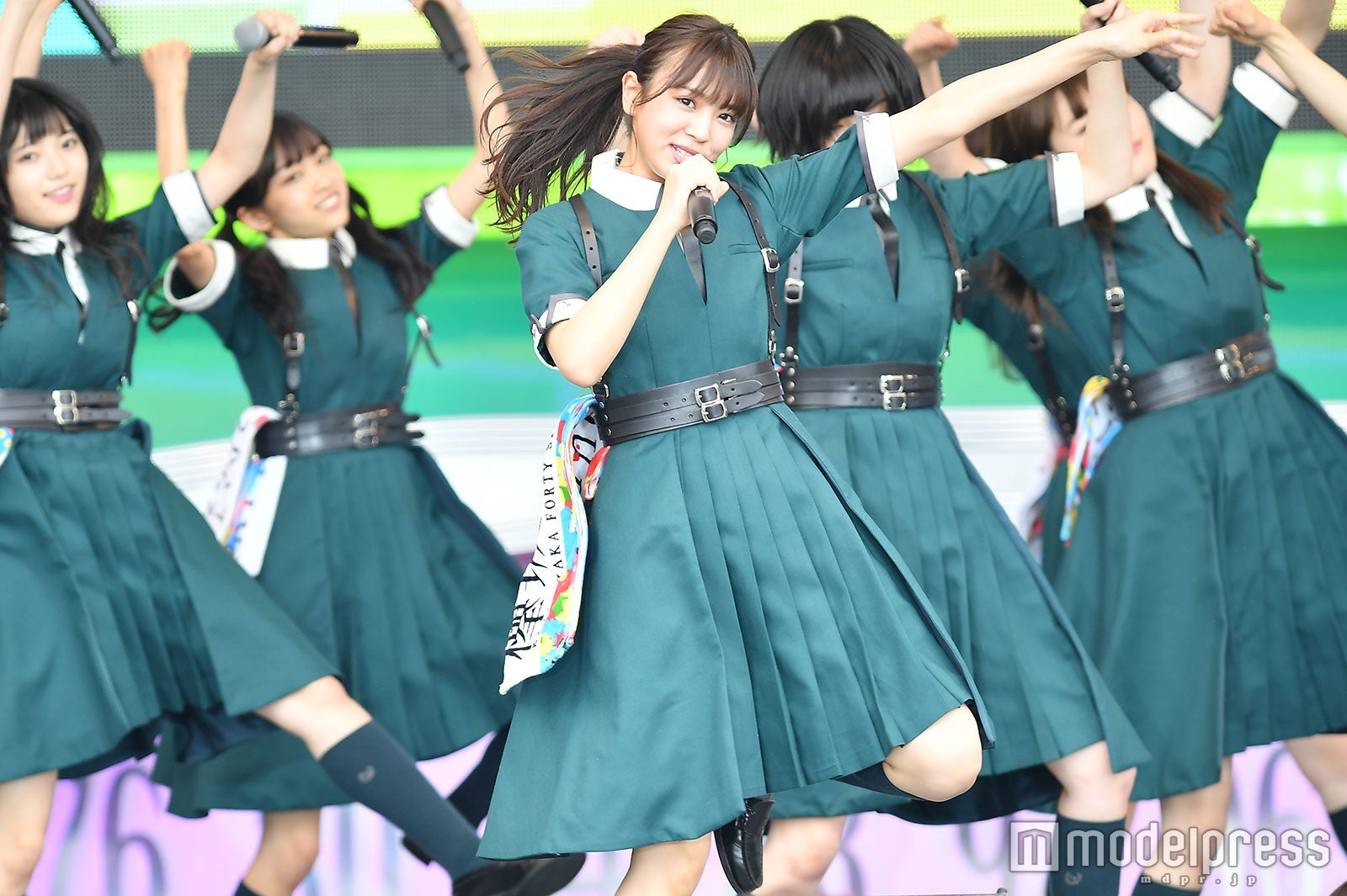 上村莉菜、原田葵、小林由依（C）モデルプレス