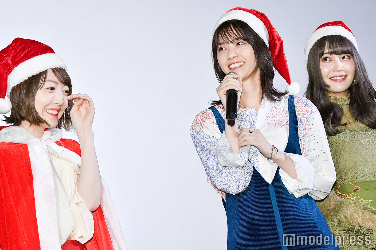 花澤香菜、西野七瀬、大森日雅（C）モデルプレス