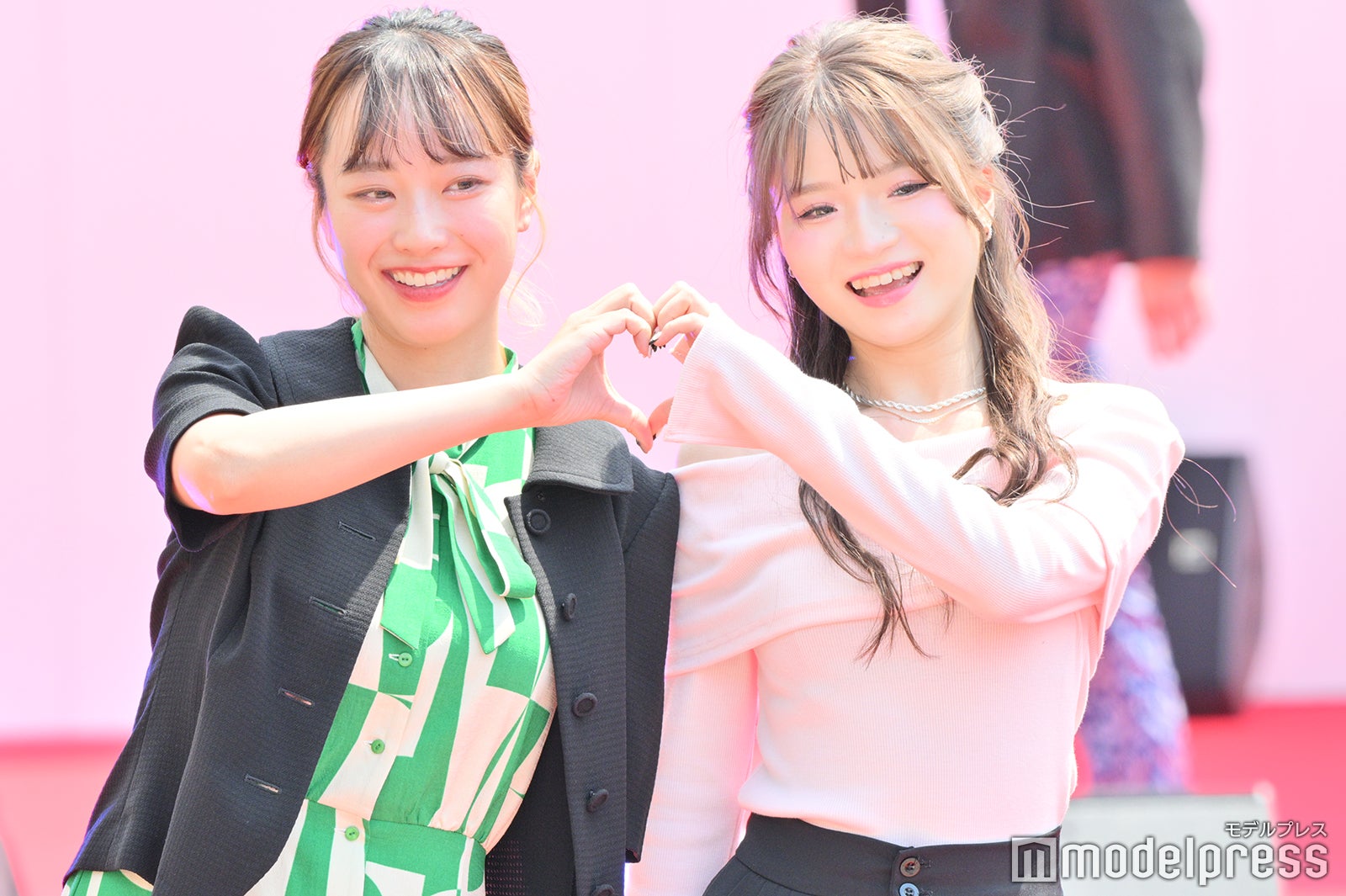 （C）モデルプレス