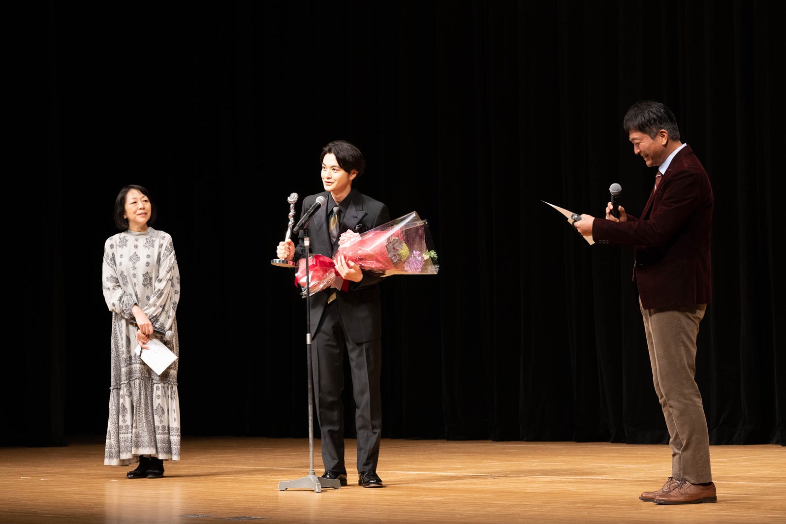 瀬戸康史（提供写真）