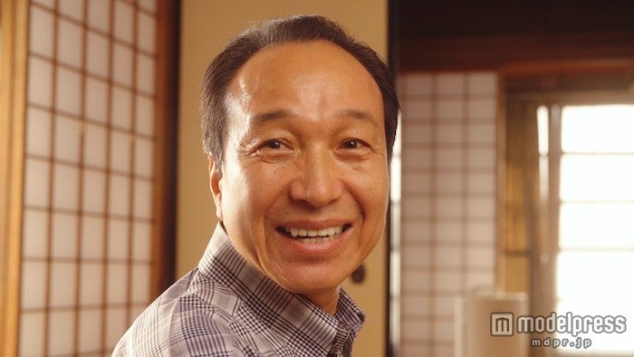 小日向文世（C）2015「春子超常現象研究所」製作委員会