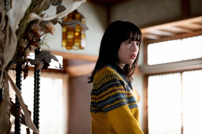 広瀬すず/「夕暮れに、手をつなぐ」第9話より(C)TBS