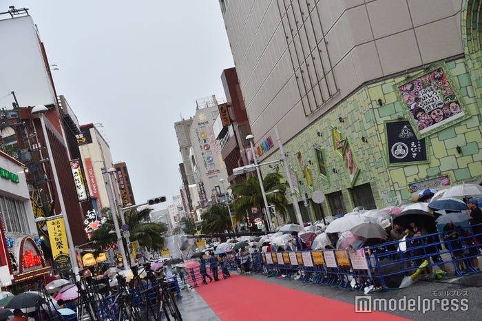 「沖縄国際映画祭」レッドカーペット(C)モデルプレス
