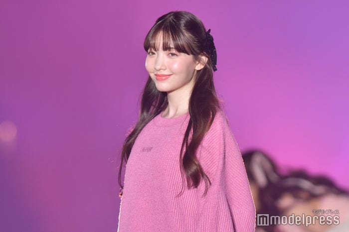 雑賀サクラ(C)モデルプレス