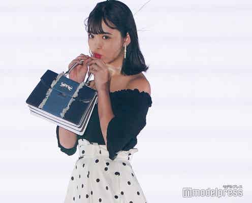 藤田ニコル、デコルテ見せで色っぽオーラ 大人にこるんが美しい<GirlsAward 2018 S/S >