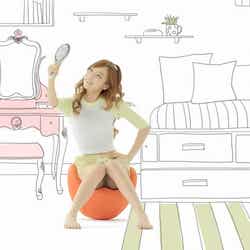 ハラ/バランスチェア「CUVILADY(クビレディ)」の初CM 「Are You Ready?」編