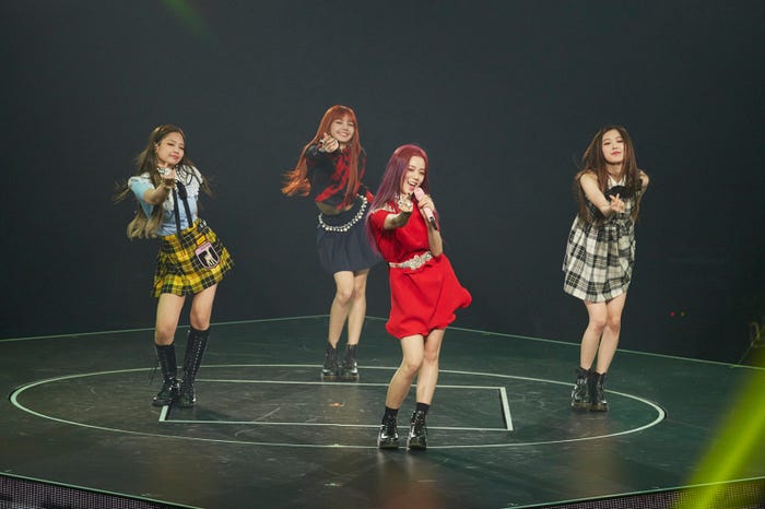 BLACKPINK(左から)JENNIE、LISA、JISOO、ROSÉ(画像提供:avex)