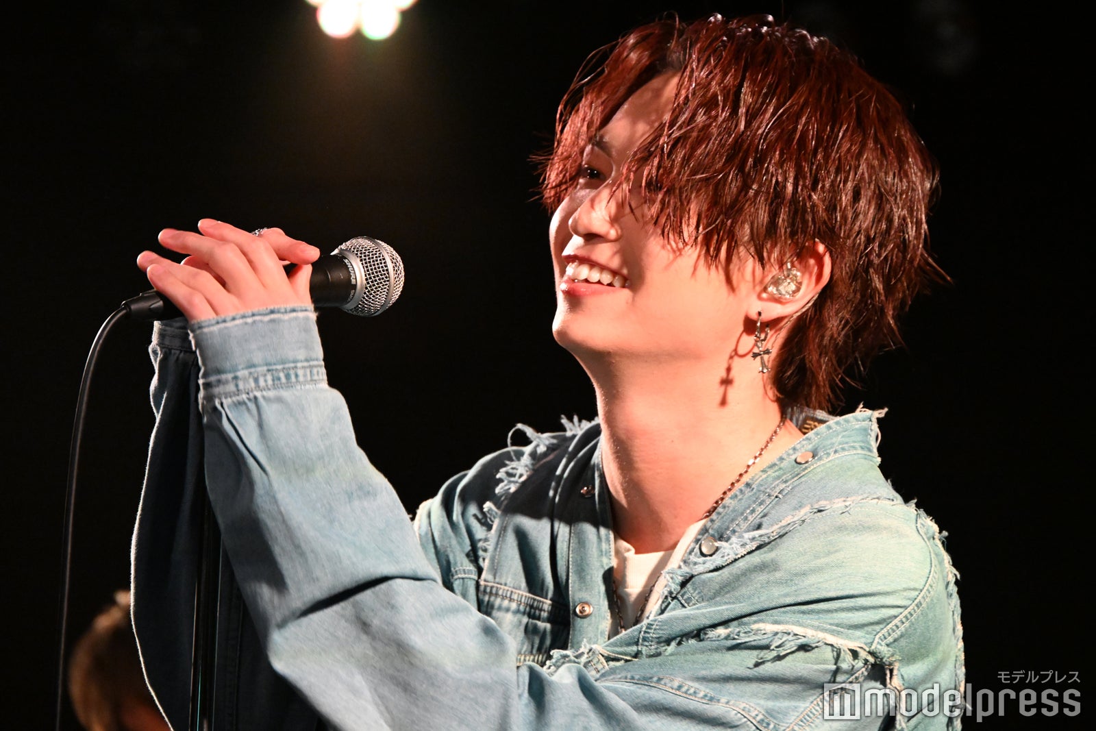 綱啓永「女神降臨」イメージソングMV制作現場に独占潜入 ミニライブも開催【運命だよな】