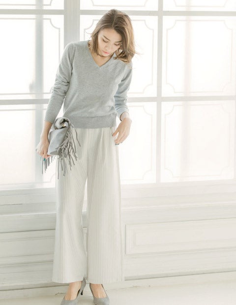 ピンストライプタックワイドパンツ「Re:EDIT by GALSTAR」2,398円（税込）／画像提供：Re:EDIT by GALSTAR