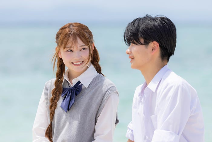 りのん、かなと「今日、好きになりました。マクタン編」(C)AbemaTV, Inc.