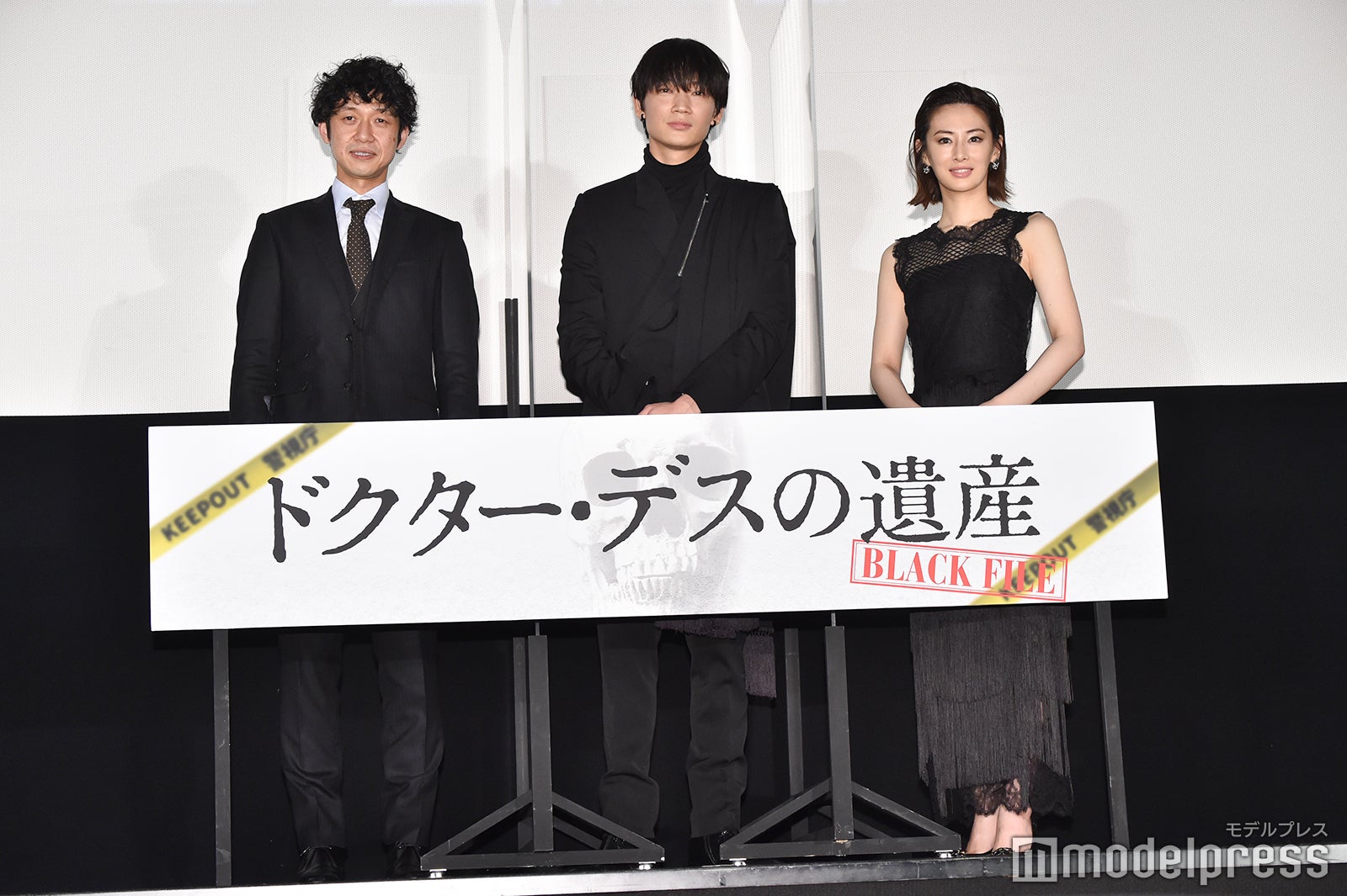 深川栄洋監督、綾野剛、北川景子 （C）モデルプレス