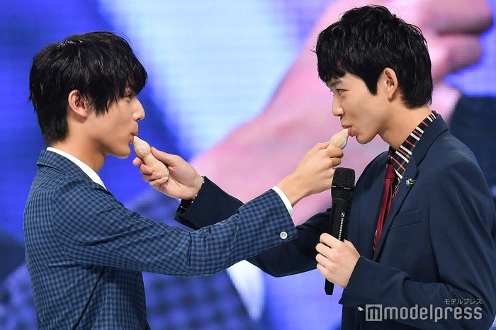 中川大志、鈴木仁 (C)モデルプレス