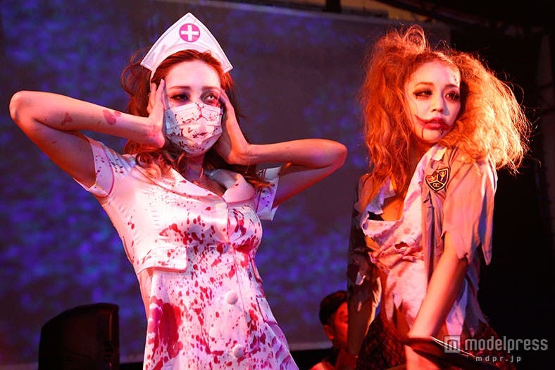 大仮装コンテストを2日連続で開催