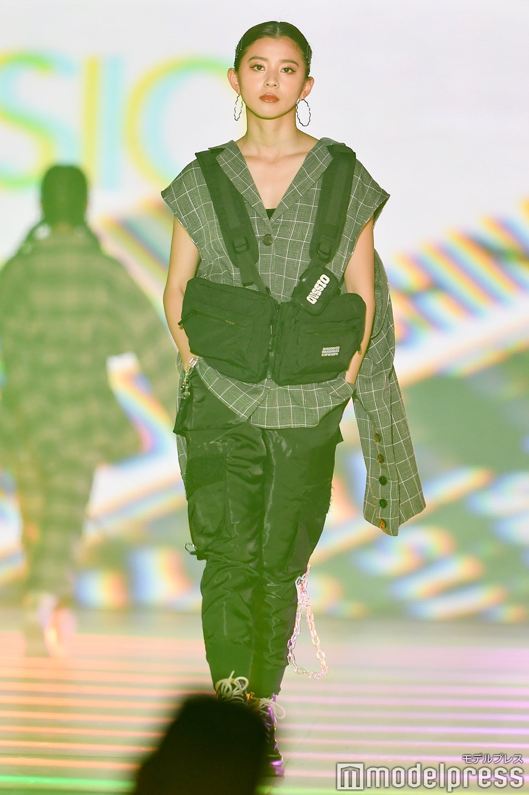 朝比奈彩（C）モデルプレス