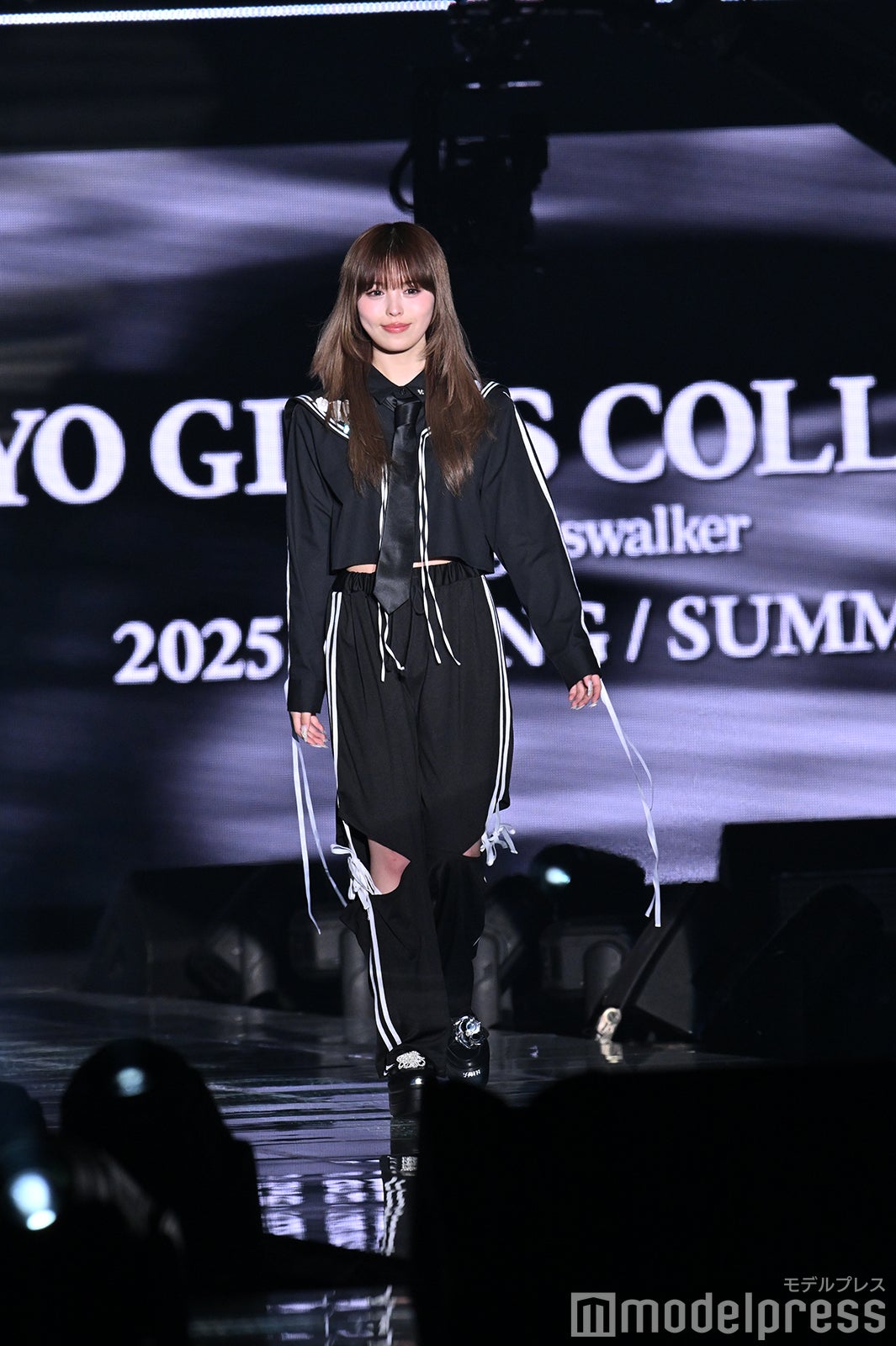 （C）モデルプレス