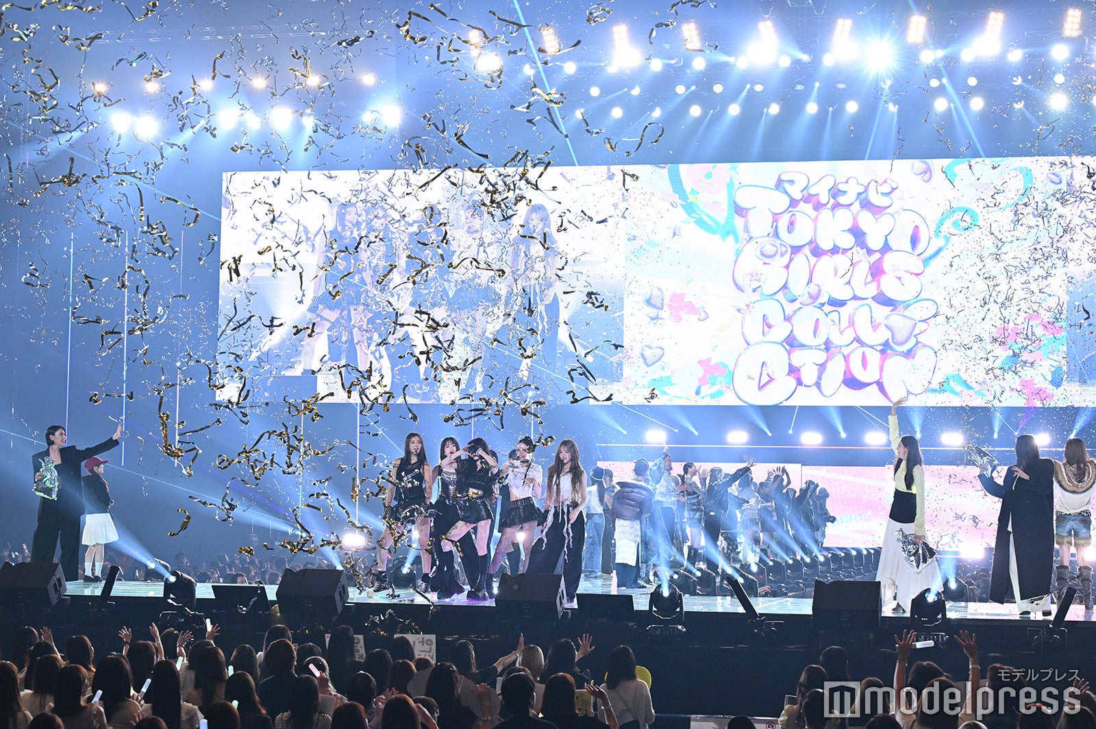 MEOVV（C）モデルプレス