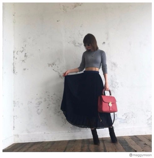 マギー、美腹筋チラ見せに「すばらしい！」「一生憧れ」絶賛の声