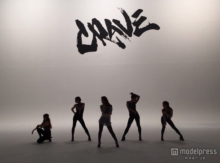 安良波明里「CRAVE」より／画像提供：所属事務所