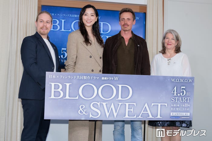 ダニエル・トイヴォネン監督、杏、ヤスペル・ペーコネン、タンヤ・ヤースケライネン駐日フィンランド大使(C)モデルプレス