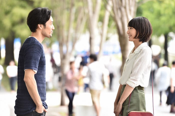 大谷亮平、新垣結衣「逃げるは恥だが役に立つ」第3話・場面カット(C)TBS