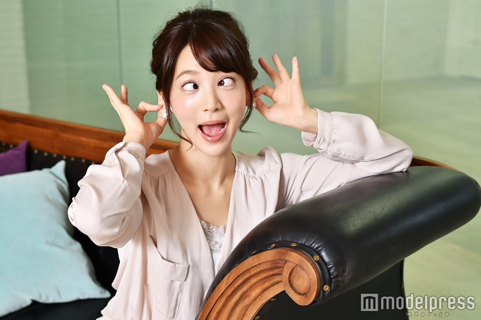 「これだけは他の人に負けない！」という“寄り目”／麻亜里（C）モデルプレス